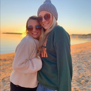 Meet your Posher, Maddie